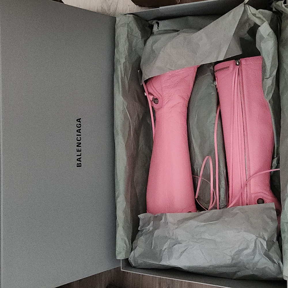 Balenciaga's 'Cagole' knee boots Size 6.5 - Picture 4 of 10